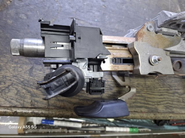 bontott VW GOLF PLUS Kormányoszlop