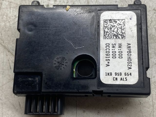 bontott VW GOLF PLUS Kormányszög Jeladó