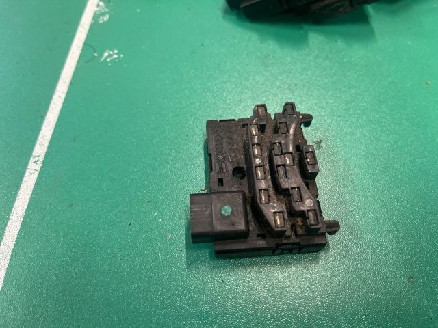 bontott VW GOLF PLUS Kormányszög Jeladó