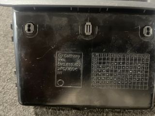 bontott VW GOLF PLUS Középkonzol Keret