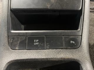 bontott VW GOLF PLUS Középkonzol Keret