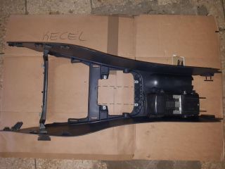 bontott VW GOLF PLUS Középkonzol Keret