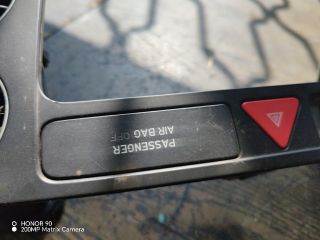 bontott VW GOLF PLUS Középkonzol Keret