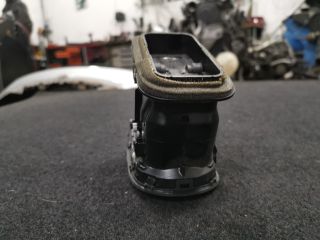 bontott VW GOLF PLUS Középső Bal Szellőző