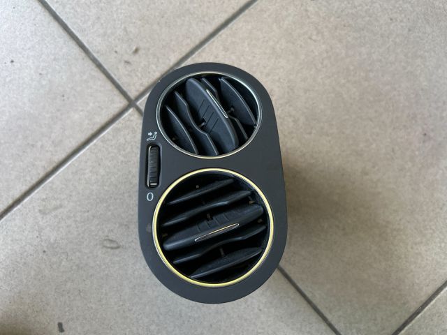 bontott VW GOLF PLUS Középső Szellőző