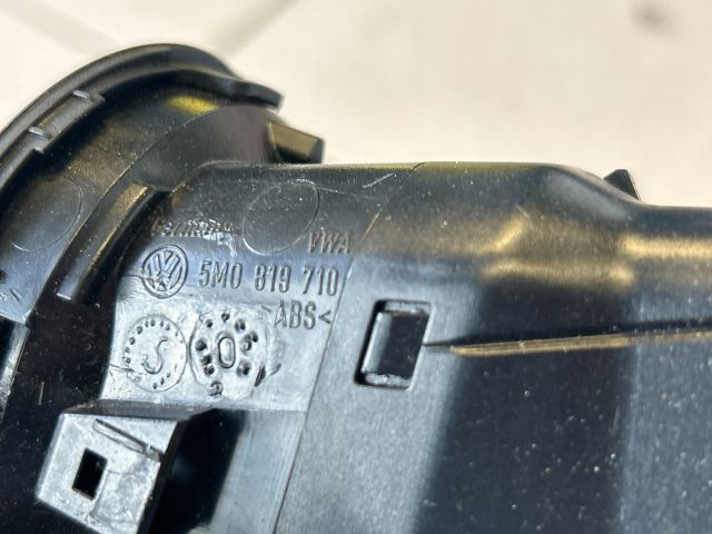 bontott VW GOLF PLUS Középső Szellőző