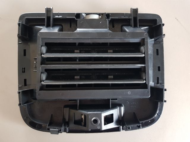 bontott VW GOLF PLUS Középső Szellőző