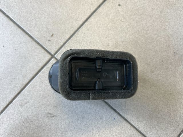 bontott VW GOLF PLUS Középső Szellőző