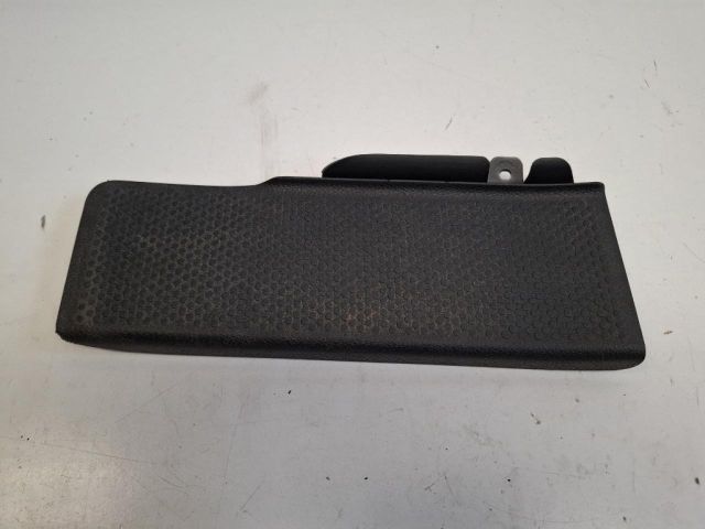 bontott VW GOLF PLUS Lábtámasz Burkolat