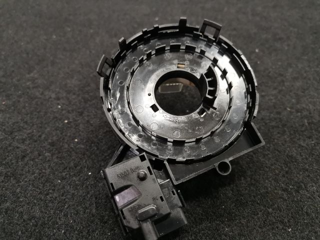 bontott VW GOLF PLUS Légzsák Átvezető Szalagkábel