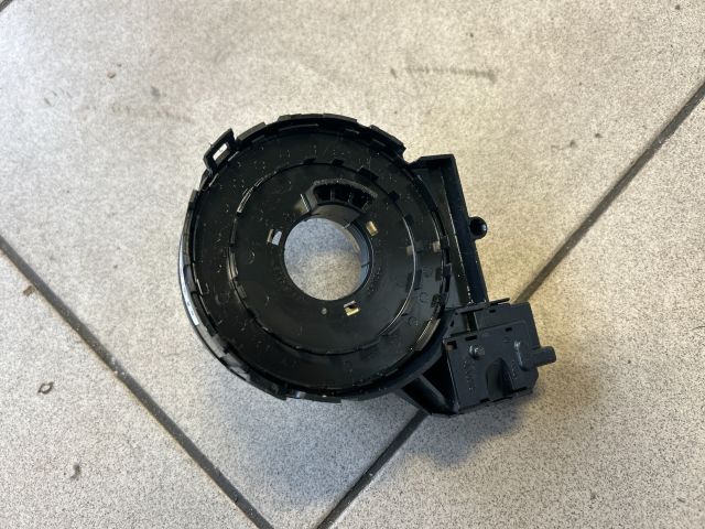 bontott VW GOLF PLUS Légzsák Átvezető Szalagkábel