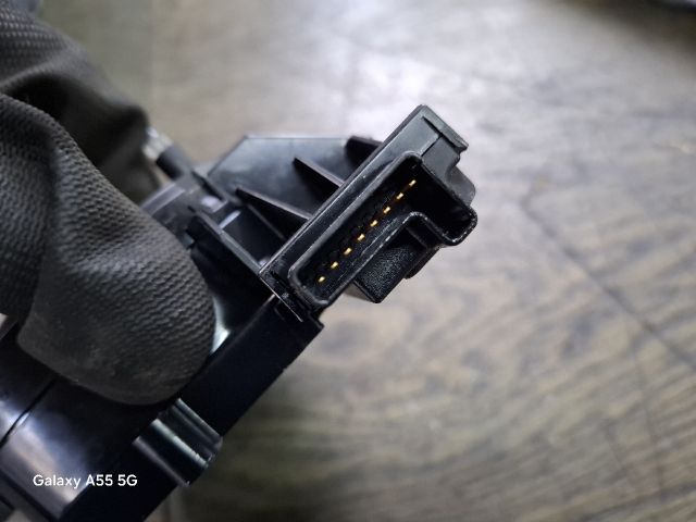 bontott VW GOLF PLUS Légzsák Átvezető Szalagkábel