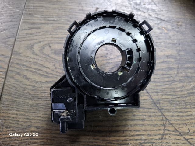 bontott VW GOLF PLUS Légzsák Átvezető Szalagkábel