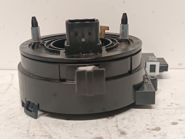 bontott VW GOLF PLUS Légzsák Átvezető Szalagkábel