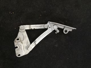 bontott VW GOLF PLUS Motorháztető Bal Zsanér