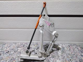 bontott VW GOLF PLUS Motorháztető Bal Zsanér