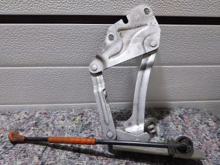 bontott VW GOLF PLUS Motorháztető Bal Zsanér