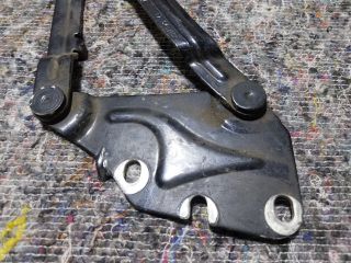 bontott VW GOLF PLUS Motorháztető Bal Zsanér