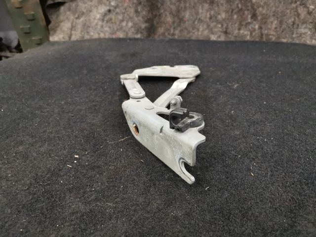 bontott VW GOLF PLUS Motorháztető Bal Zsanér