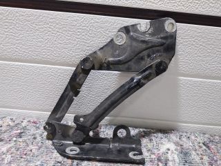 bontott VW GOLF PLUS Motorháztető Jobb Zsanér