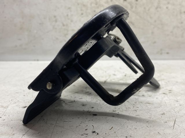 bontott VW GOLF PLUS Motorháztető Zárszerkezet