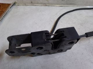 bontott VW GOLF PLUS Motorháztető Zárszerkezet