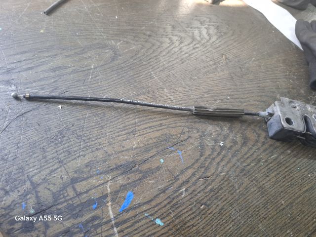 bontott VW GOLF PLUS Motorháztető Zárszerkezet