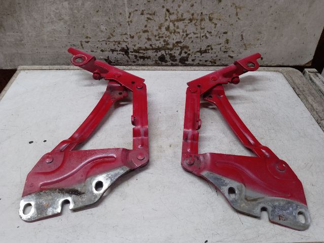 bontott VW GOLF PLUS Motorháztető Zsanér Pár