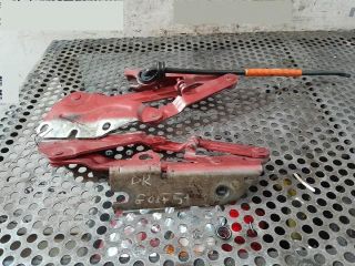 bontott VW GOLF PLUS Motorháztető Zsanér Pár