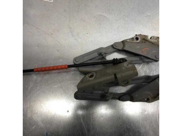 bontott VW GOLF PLUS Motorháztető Zsanér Pár