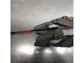 bontott VW GOLF PLUS Motorháztető Zsanér Pár