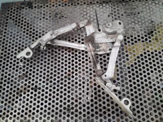 bontott VW GOLF PLUS Motorháztető Zsanér Pár