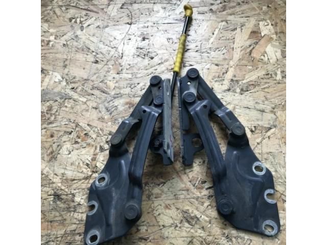 bontott VW GOLF PLUS Motorháztető Zsanér Pár