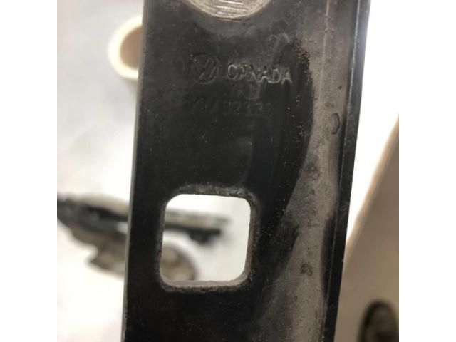 bontott VW GOLF PLUS Motorháztető Zsanér Pár