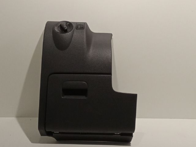 bontott VW GOLF PLUS Műszerfal alatti Műanyag Elem