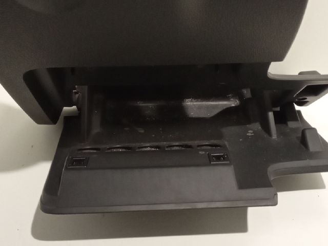 bontott VW GOLF PLUS Műszerfal alatti Műanyag Elem