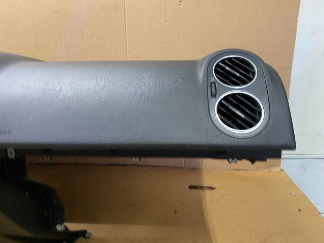 bontott VW GOLF PLUS Műszerfal Héj