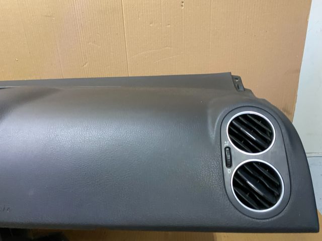 bontott VW GOLF PLUS Műszerfal Héj