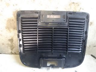 bontott VW GOLF PLUS Műszerfal Középső Hangszóró Burkolat