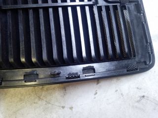 bontott VW GOLF PLUS Műszerfal Középső Hangszóró Burkolat