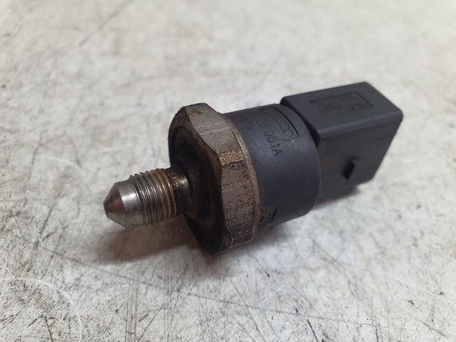 bontott VW GOLF PLUS Nyomásszabályzó Szelep