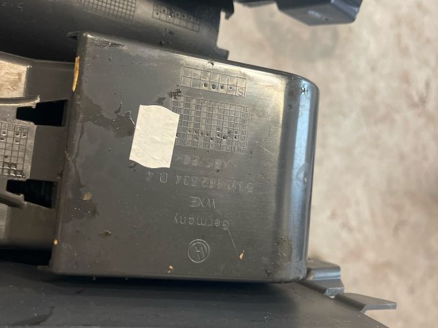 bontott VW GOLF PLUS Pohártartó