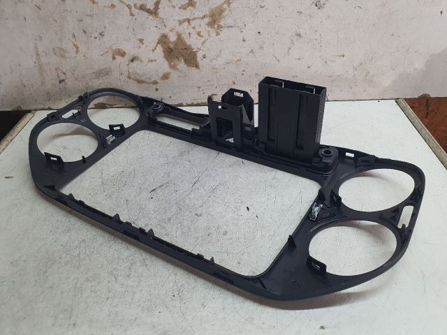 bontott VW GOLF PLUS Rádió / CD Keret