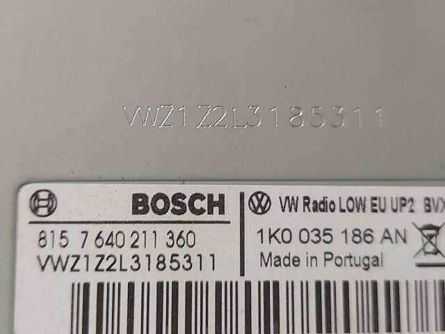 bontott VW GOLF PLUS Rádió / CD