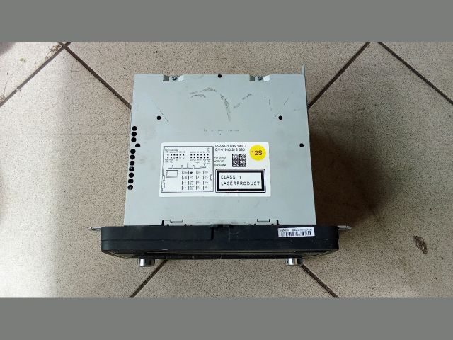 bontott VW GOLF PLUS Rádió / CD