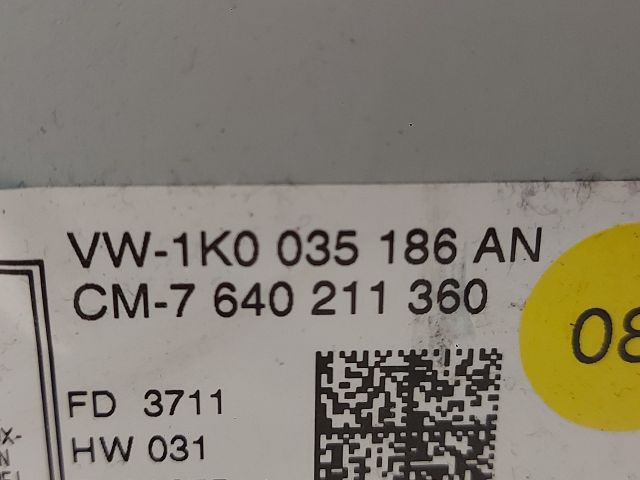 bontott VW GOLF PLUS Rádió / CD