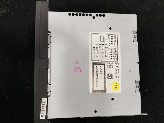 bontott VW GOLF PLUS Rádió / CD