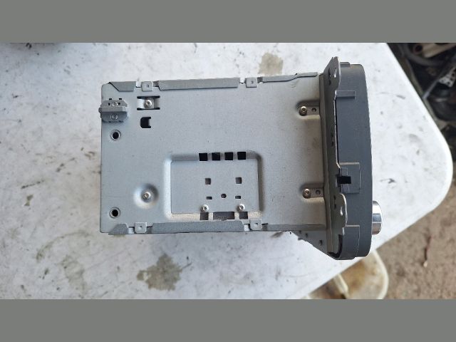 bontott VW GOLF PLUS Rádió / CD