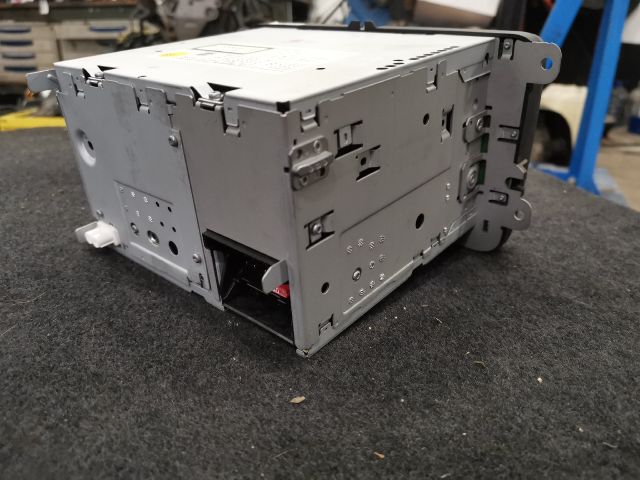 bontott VW GOLF PLUS Rádió / CD