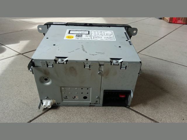 bontott VW GOLF PLUS Rádió / CD